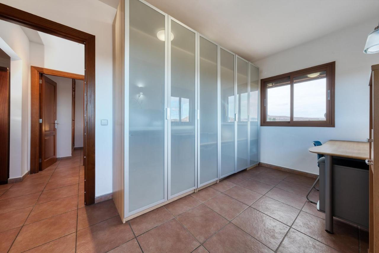 Casa Elin-Shared Pool, Fast Wifi Villa Costa Teguise Ngoại thất bức ảnh