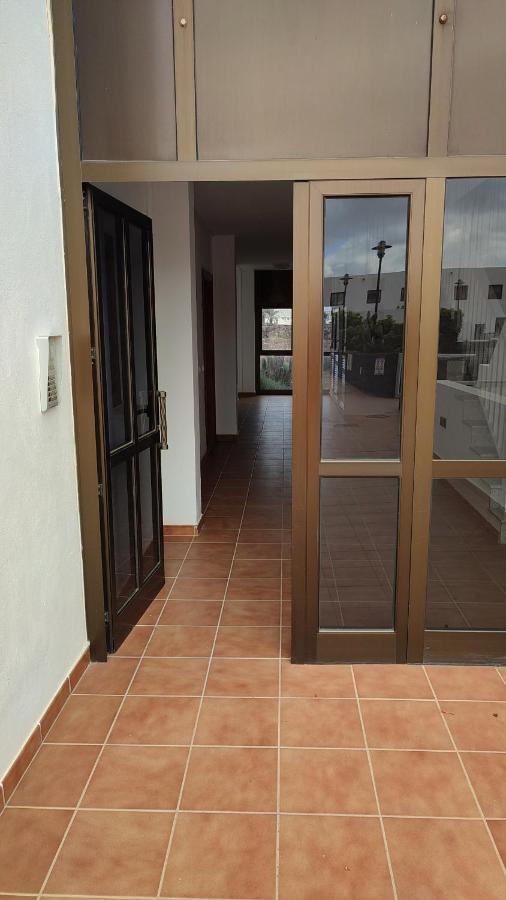 Casa Elin-Shared Pool, Fast Wifi Villa Costa Teguise Ngoại thất bức ảnh